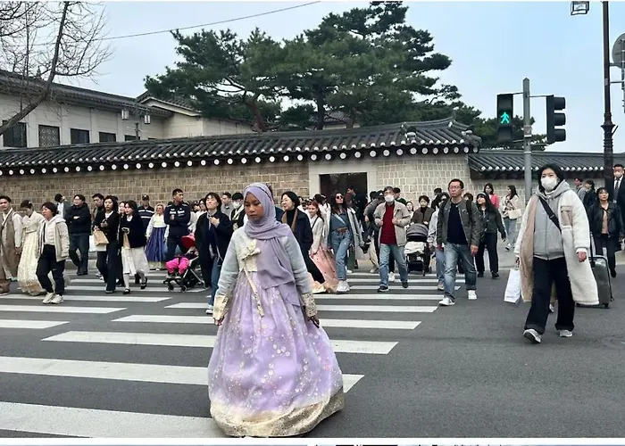 경복궁1정거장 광화문 서울역 명동 지하철 도보5분 강북삼성병원 서울특별시